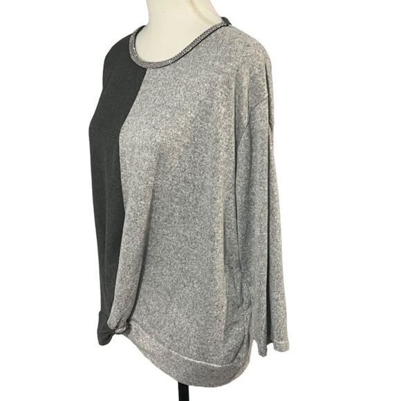 Vintage Rose size XL knotted front embellished collar soft sweater EUC - Picture 3 of 9